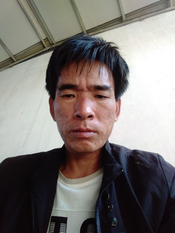 项斌的第一张照片--云南残疾人相亲网