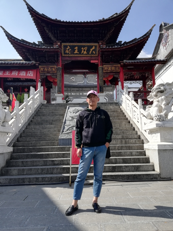 旧事离人的第一张照片--云南残疾人相亲网