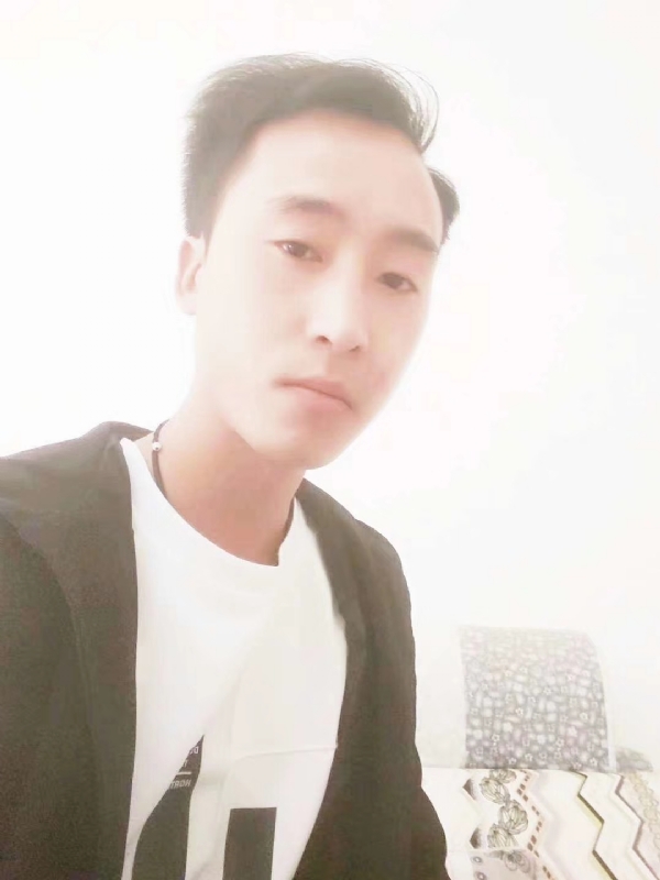 萧艺的第一张照片--云南残疾人相亲网