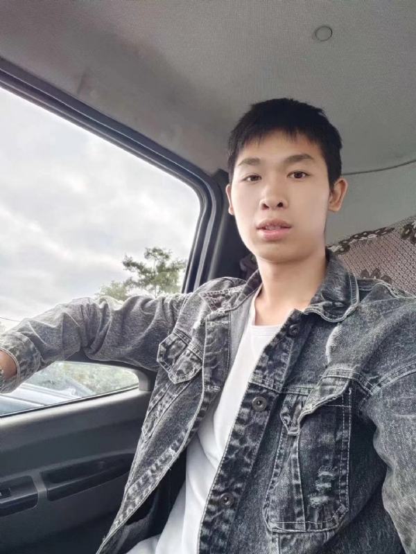 康康的第一张照片--云南残疾人相亲网