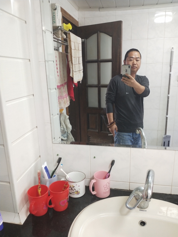 半世人间的第二张照片--云南残疾人相亲网
