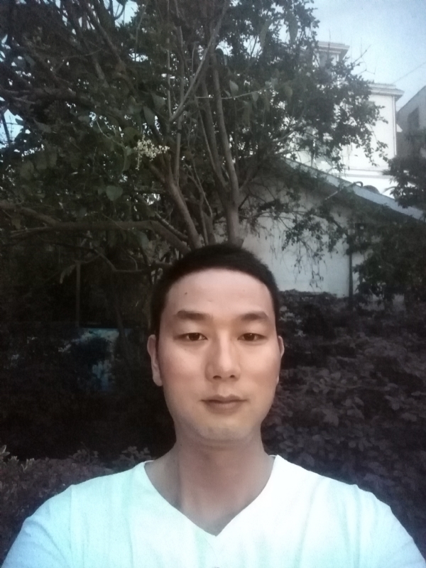 先苦后甜的第二张照片--云南残疾人相亲网