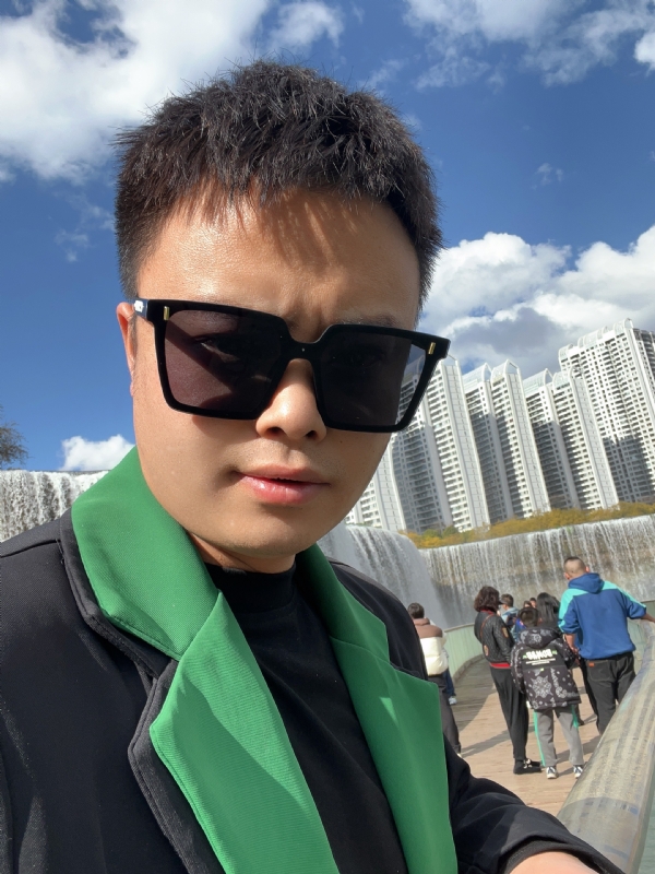 子阳的第一张照片--云南残疾人相亲网
